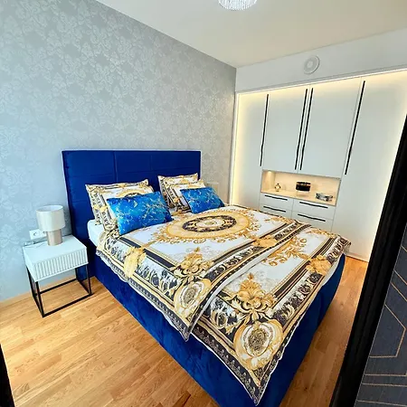 Andy's In Downtown Metropolis With Parking 公寓