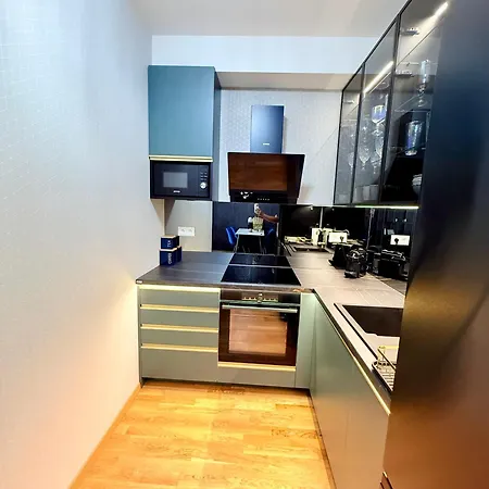 Andy's In Downtown Metropolis With Parking * 布拉迪斯拉发