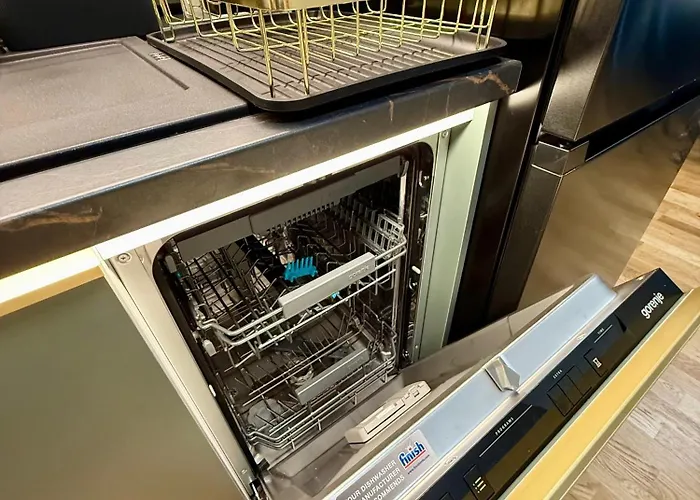 Apartament Andy's In Downtown Metropolis With Parking