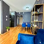 Andy's In Downtown Metropolis With Parking Apartment Bratislava
